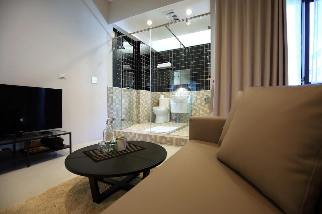 Longantree B And B Hualien City Room photo
